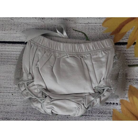Baby Girls Gray Sparkle Ruffle Bloomers With Gray Satin Ribbon Bow XS - Picture 3 of 3